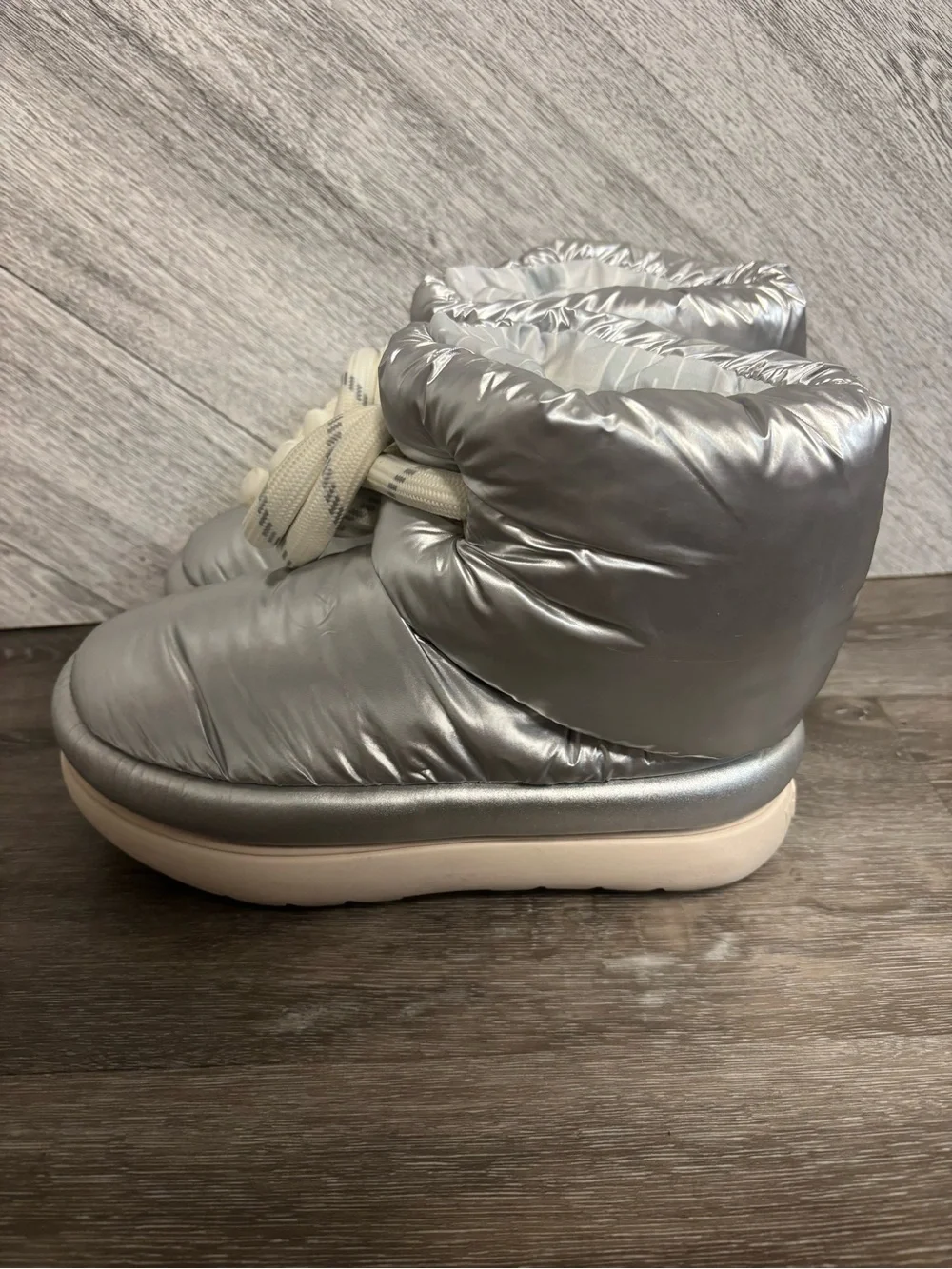 UGG|  Women's Classic Maxi Short Textile Boots In Silver Size 7 NEW